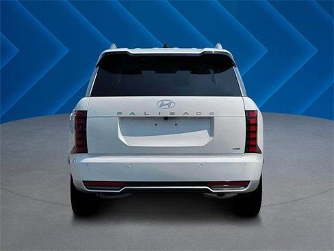 Used 2026 Hyundai Palisade Calligraphy image 9