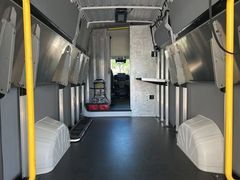 Used 2024 RAM ProMaster 3500 w/ Delivery Van Package FWD image 30