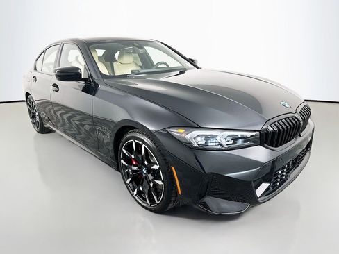 New 2026 BMW 330i Sedan w/ M Sport Package RWD image 3
