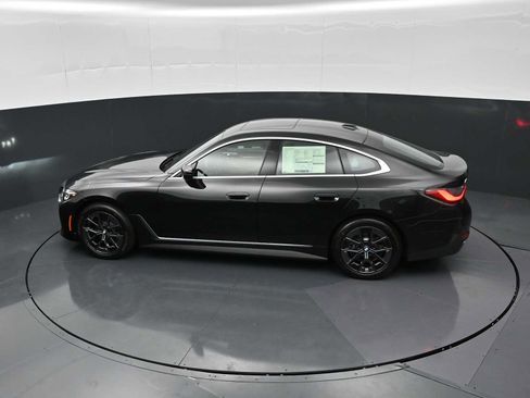 New 2026 BMW i4 eDrive40 w/ Premium Package RWD image 24