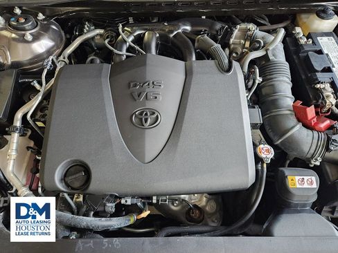 Used 2024 Toyota Camry XSE image 42