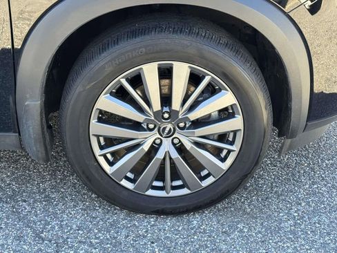 Used 2025 Nissan Pathfinder SL w/ SL Premium Package image 7