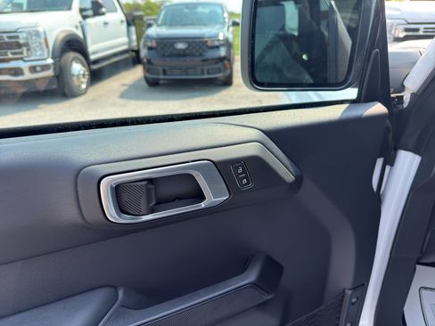 New 2026 Ford Bronco Outer Banks AWD/4WD image 24