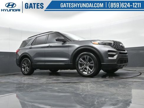 Used 2021 Ford Explorer XLT w/ Equipment Group 202A image 49