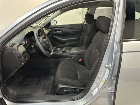 Used 2023 Honda Accord EX image 22
