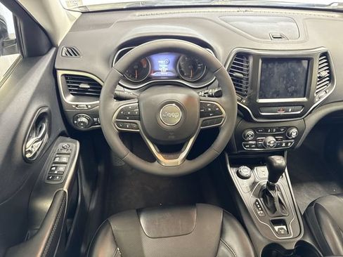 Used 2022 Jeep Cherokee Latitude Lux w/ Sun & Sound Group AWD/4WD image 15