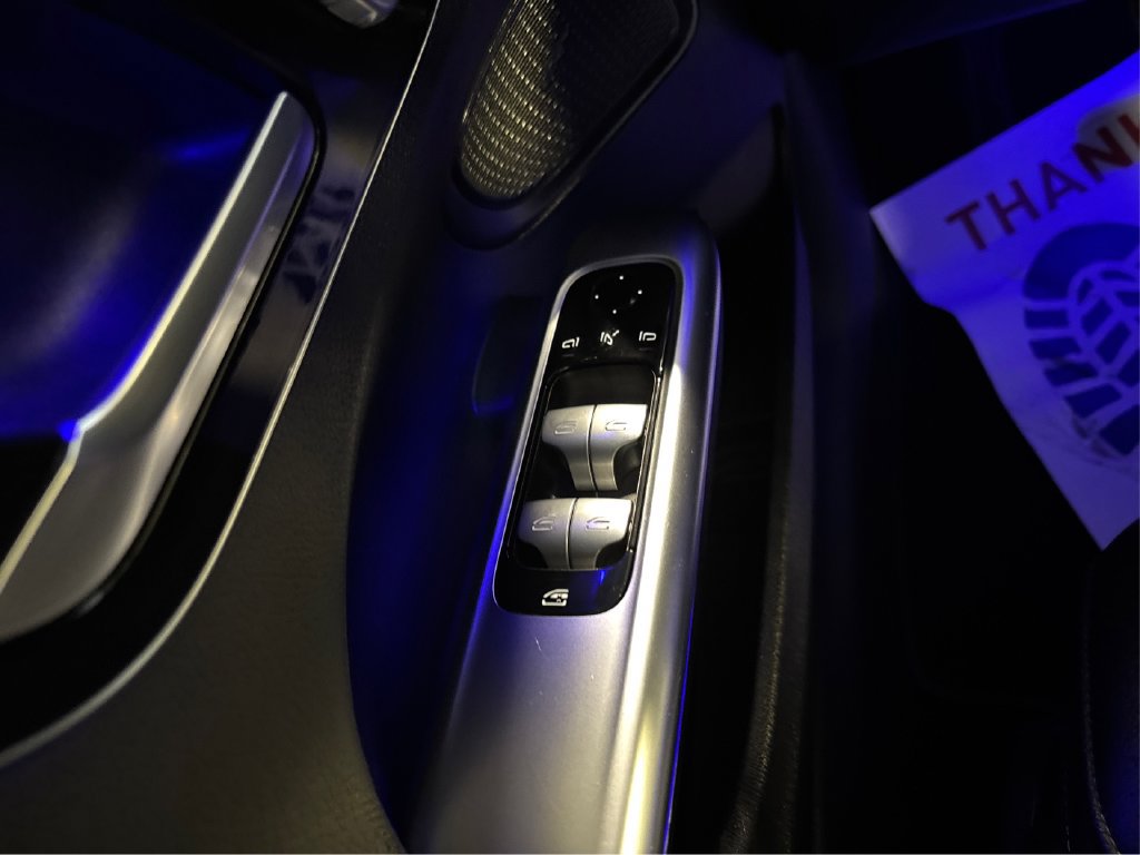 Used 2023 Mercedes-Benz C 300 Sedan image 37