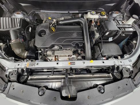 Used 2024 Chevrolet Equinox LS image 8