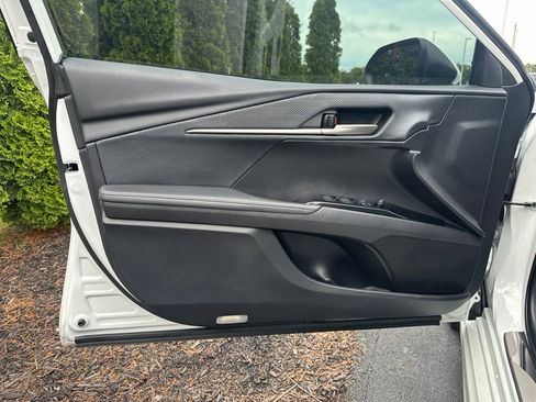 Certified 2025 Toyota Camry XSE w/ Premium Plus Package FWD image 8