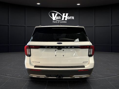 New 2026 Ford Explorer Active w/ Active Comfort Package AWD/4WD image 14