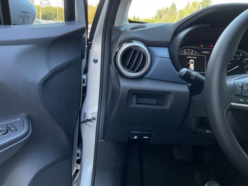 New 2025 Nissan Versa SV w/ Trunk Package image 23