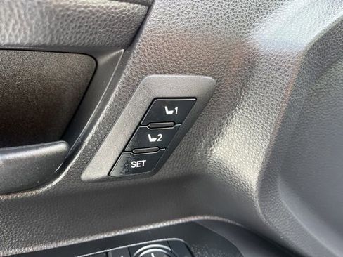 Used 2025 Toyota 4Runner TRD Off-Road Premium image 12