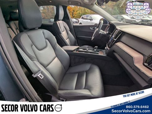 Certified 2023 Volvo XC60 B5 Plus w/ Climate Package image 23