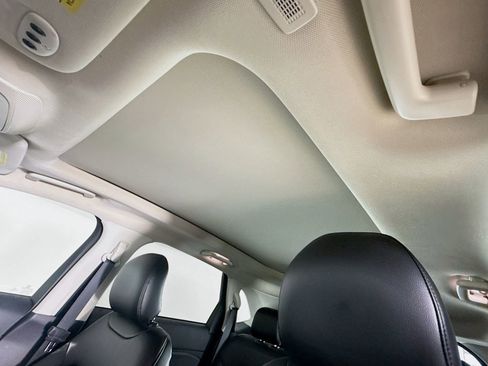 Used 2019 Ford Edge SEL w/ Equipment Group 201A AWD/4WD image 22