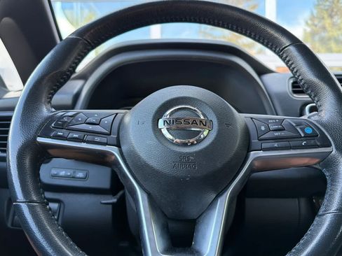 Used 2018 Nissan Leaf SV w/ SV Technology Package FWD image 26