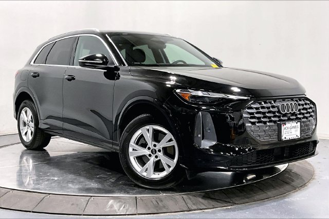 Certified 2025 Audi Q5 Premium AWD/4WD image 7