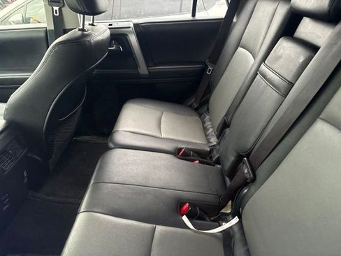 Used 2016 Toyota 4Runner SR5 Premium AWD/4WD image 8