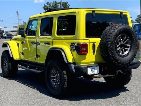 Used 2024 Jeep Wrangler Unlimited Rubicon 392 AWD/4WD image 10