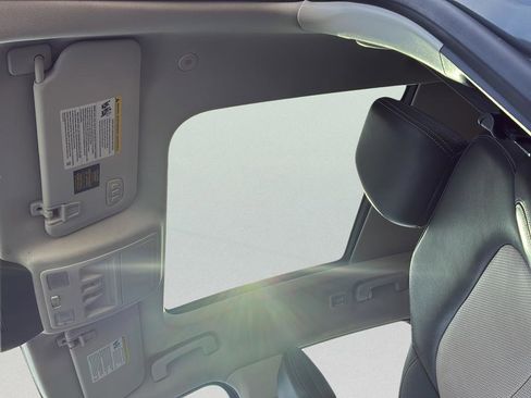 Used 2021 Ford Escape Titanium w/ Titanium Elite Package FWD image 15