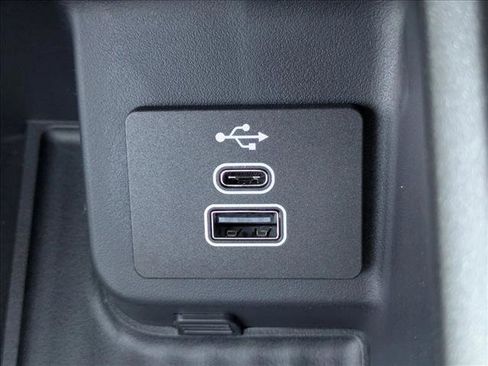 New 2025 Ford Expedition Platinum w/ Stealth Appearance Package image 16