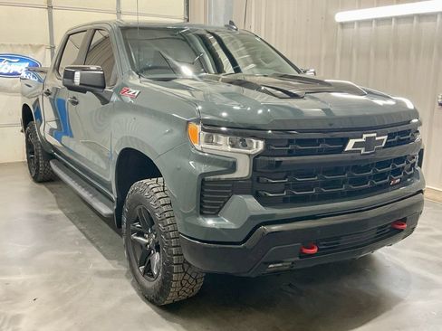 Used 2026 Chevrolet Silverado 1500 LT Trail Boss w/ LT Trail Boss Premium Package AWD/4WD image 2