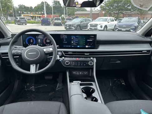 New 2026 Hyundai Sonata SEL FWD image 3