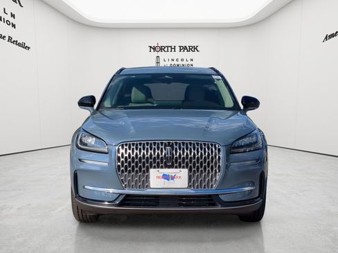 New 2026 Lincoln Corsair Premiere w/ Rear Removable Package Tray FWD image 8