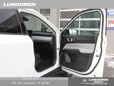 Used 2022 Jeep Compass Latitude w/ Convenience Group image 8