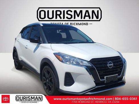 Used 2023 Nissan Kicks SV FWD image 1