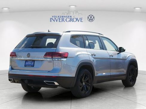 Certified 2023 Volkswagen Atlas SE w/ Black Wheel Package AWD/4WD image 7