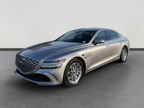 Used 2025 Genesis G80 2.5T image 1