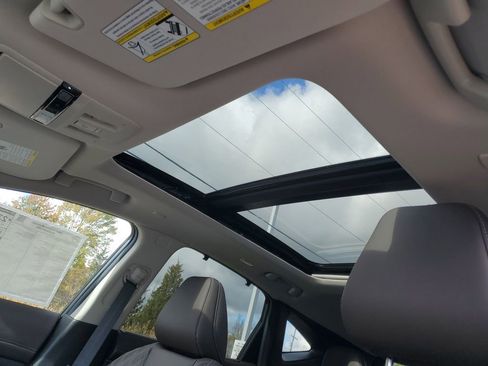 New 2025 Nissan Murano Platinum image 13