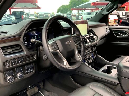 Used 2022 Chevrolet Tahoe Z71 w/ Off-Road Capability Package AWD/4WD image 18