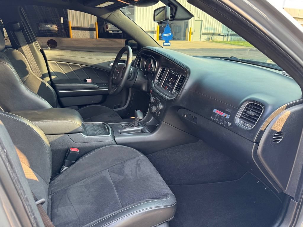 Used 2019 Dodge Charger Scat Pack w/ Plus Group RWD image 15