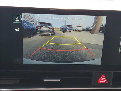 New 2026 Kia Carnival image 16