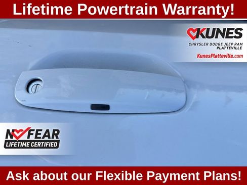 Used 2022 Dodge Challenger GT image 13