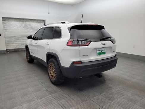 Used 2020 Jeep Cherokee Latitude Plus AWD/4WD image 5