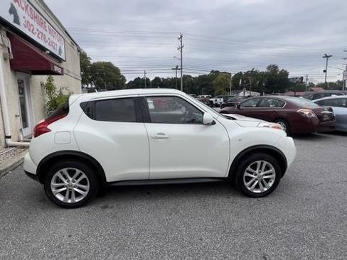Used 2011 Nissan Juke SL AWD/4WD image 8