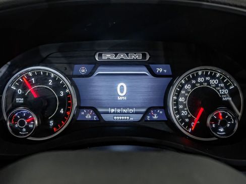 Used 2024 RAM 2500 Laramie w/ Night Edition AWD/4WD image 18