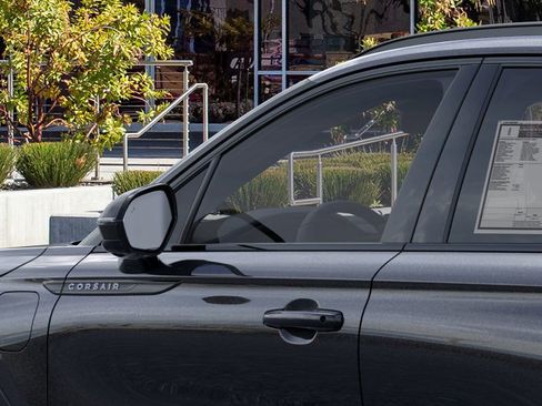 New 2026 Lincoln Corsair Grand Touring image 19