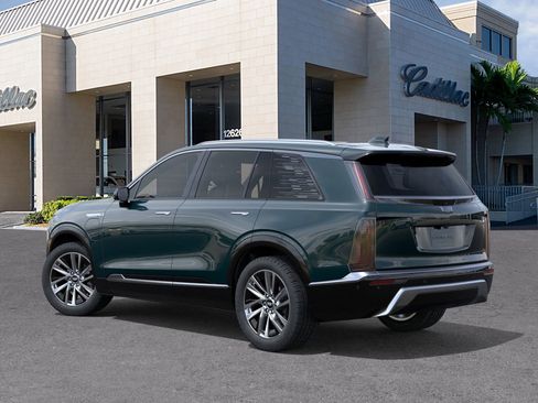 New 2026 Cadillac Vistiq Luxury w/ LPO, Floor Liner Package image 3