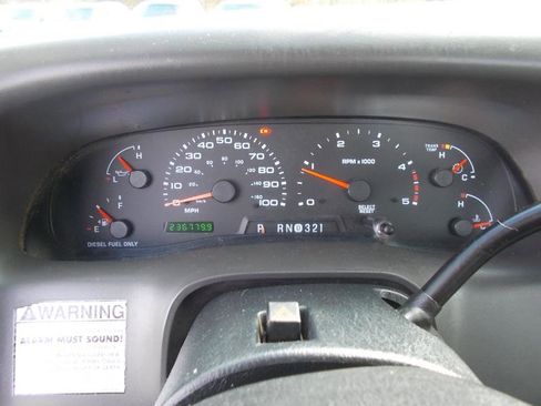 Used 2004 Ford F450 XL image 29