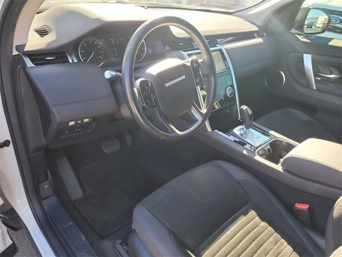 Used 2020 Land Rover Discovery Sport S image 18