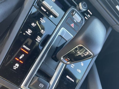 Used 2023 Porsche Cayenne S image 26