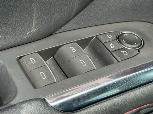 Used 2024 Chevrolet Traverse RS w/ LPO, Floor Liner Package image 19