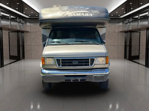 Used 2006 Ford E-450 and Econoline 450 image 25