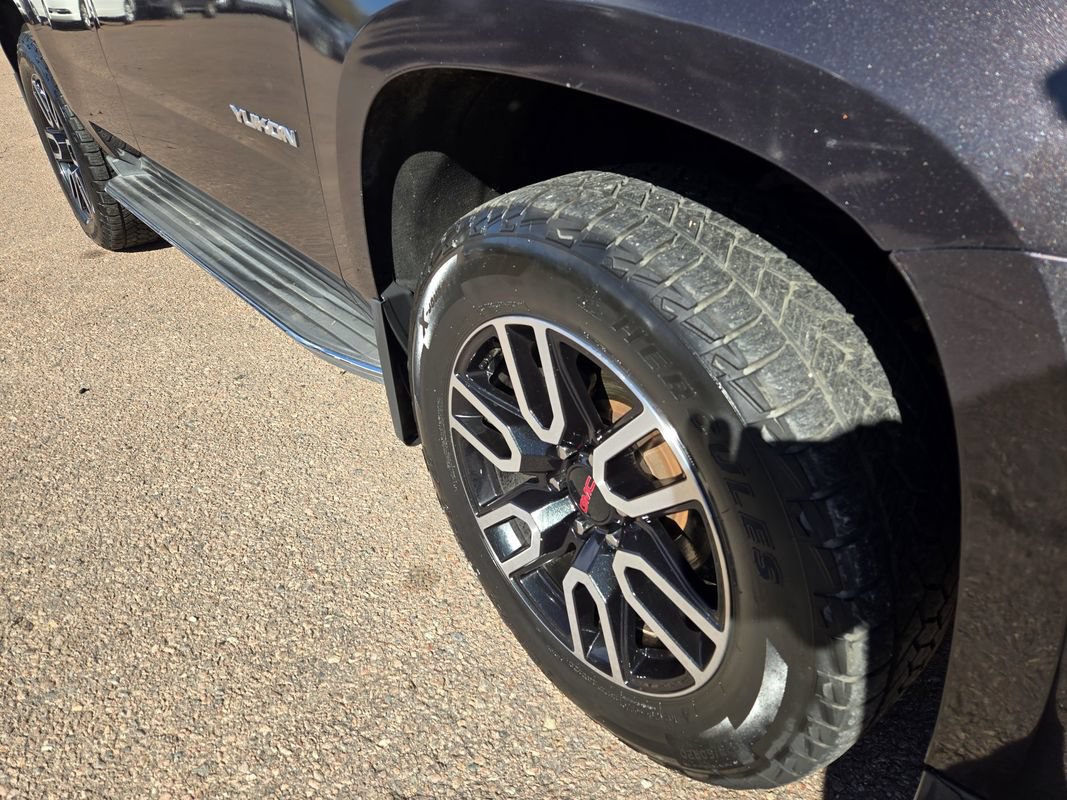 Used 2015 GMC Yukon SLT AWD/4WD image 13