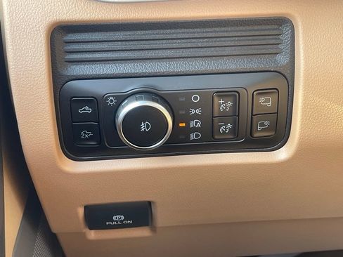 New 2025 Ford F250 XLT w/ Black Appearance Package image 16