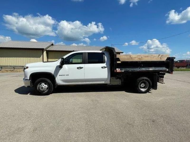 Used 2020 Chevrolet Silverado 3500 W/T w/ WT Convenience Package AWD/4WD image 2