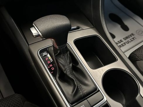 Used 2019 Kia Optima LX FWD image 16